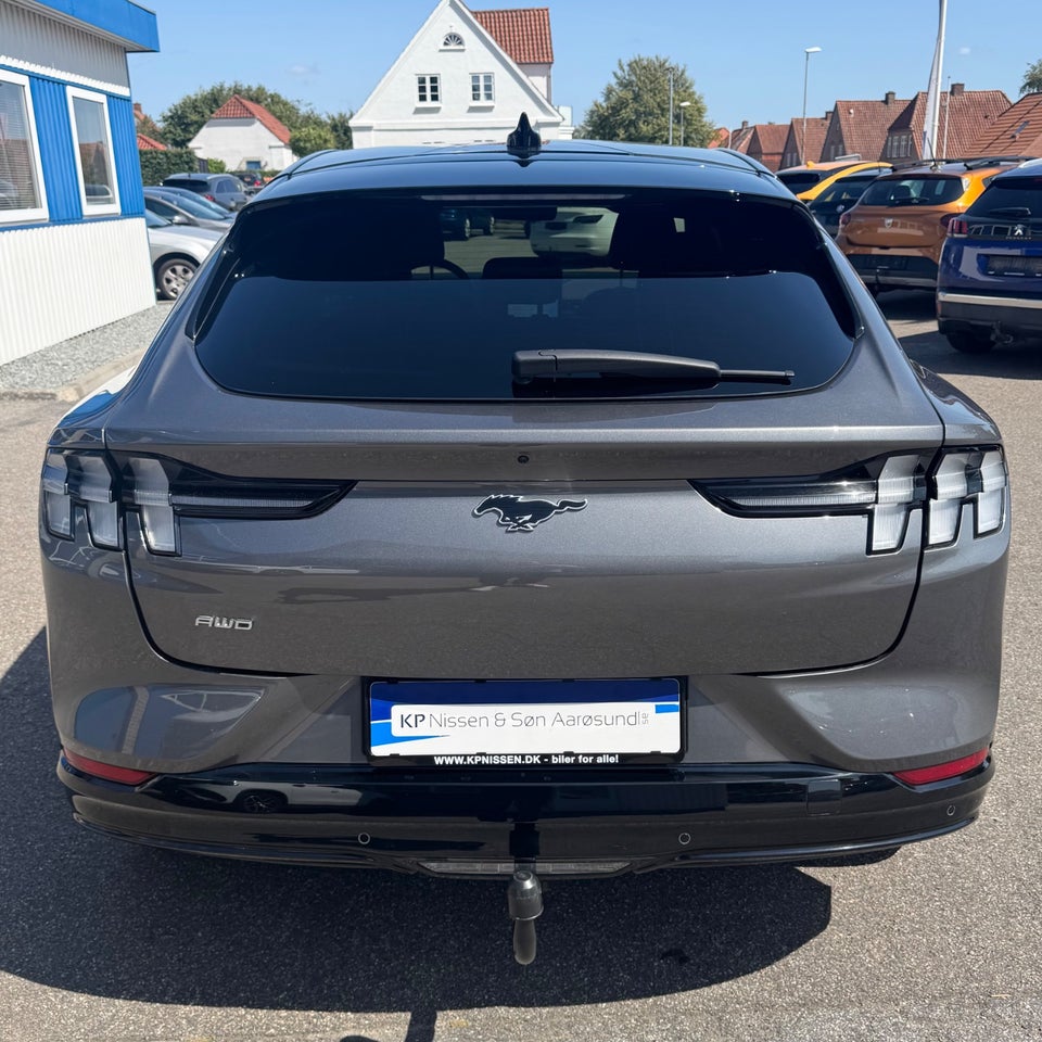 Ford Mustang Mach-E 88 First Edition Extended Range AWD 5d