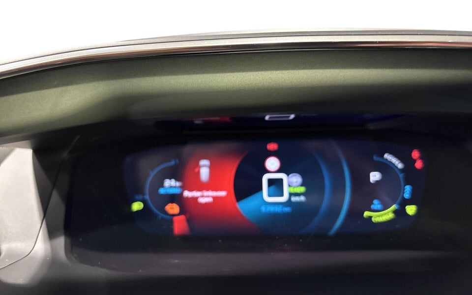 Peugeot e-208 50 GT 5d