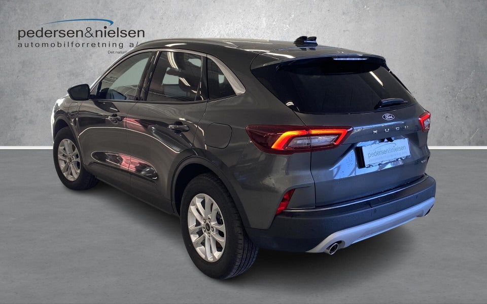 Ford Kuga 2,5 PHEV Titanium CVT 5d