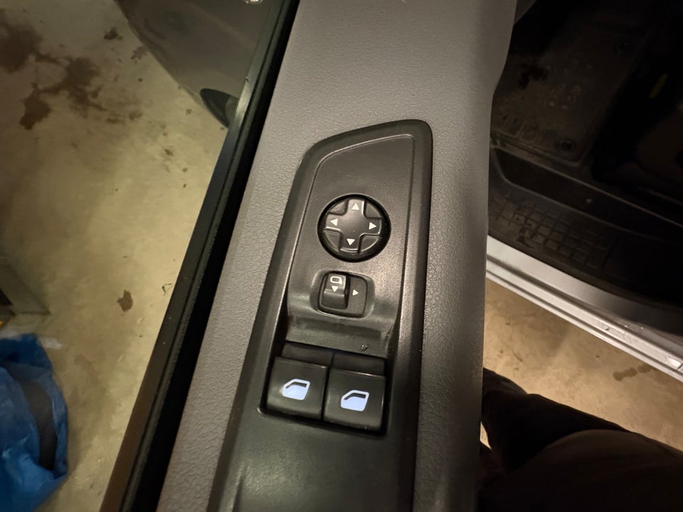 Peugeot Expert 2,0 BlueHDi 144 L3 Premium EAT8 Van