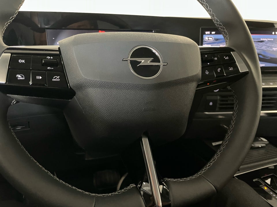 Opel Astra-e 54 Sports Tourer 5d