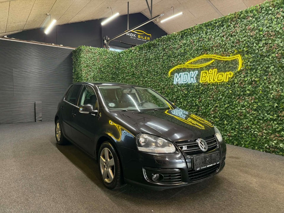 VW Golf V 1,9 TDi 105 GT Sport 5d
