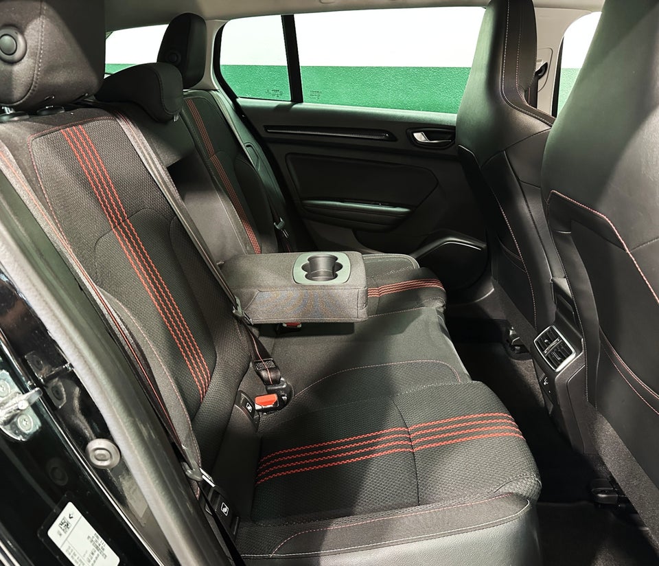Renault Megane IV 1,6 E-Tech R.S. Line Sport Tourer 5d