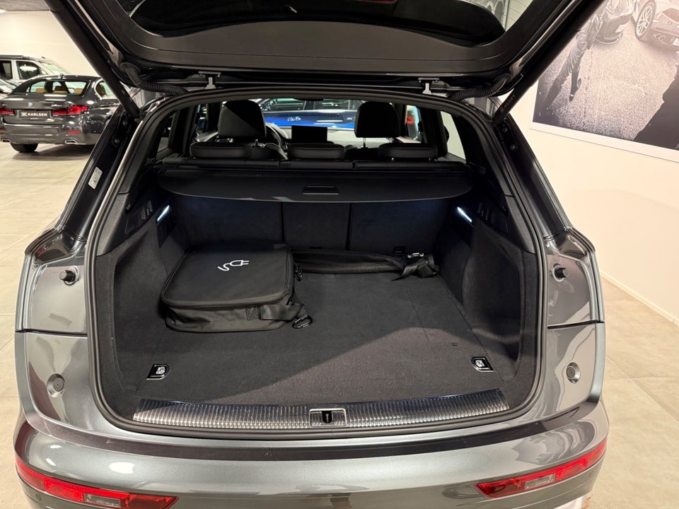 Audi Q5 50 TFSi e S-line quattro S-tr. 5d