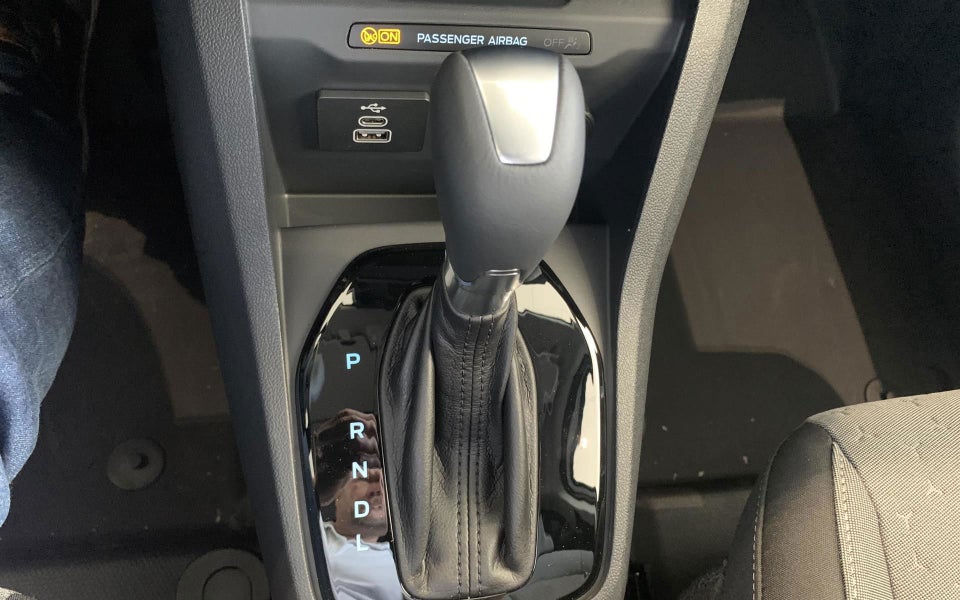 Ford Transit Courier 1,0 EcoBoost Limited aut.