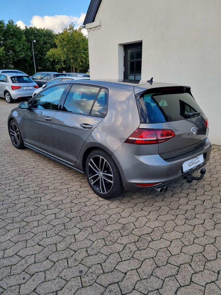 VW Golf VII 1,4 GTE DSG 5d