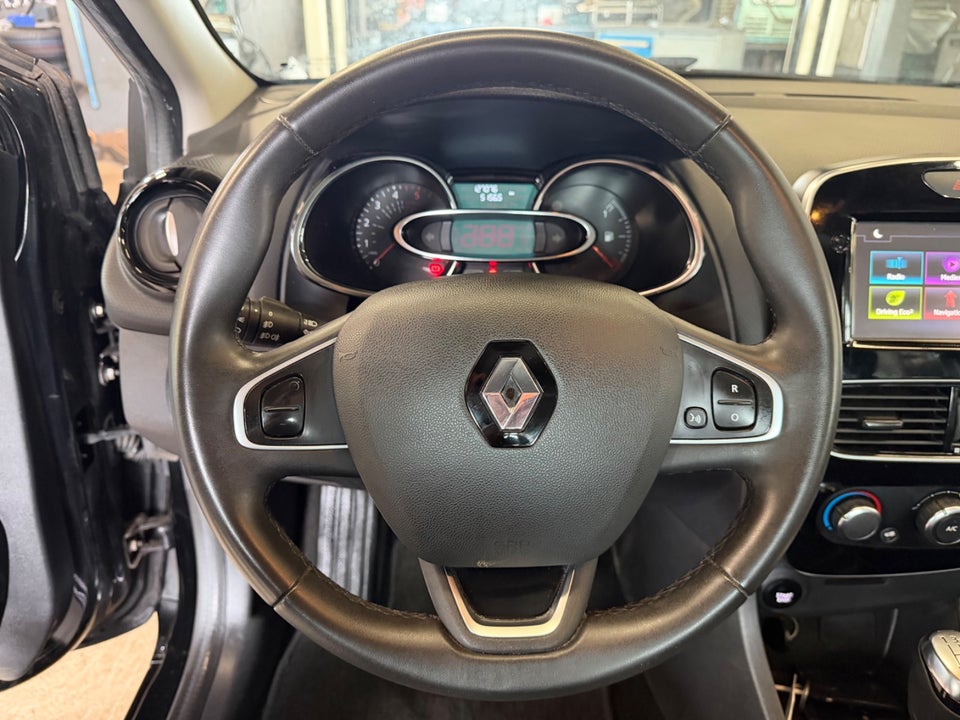 Renault Clio IV 1,5 dCi 90 Zen Sport Tourer 5d