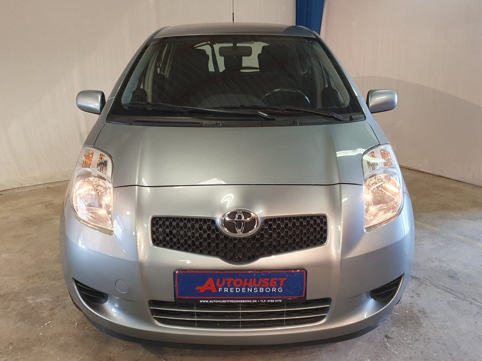 Toyota Yaris 1,3 Luna 5d