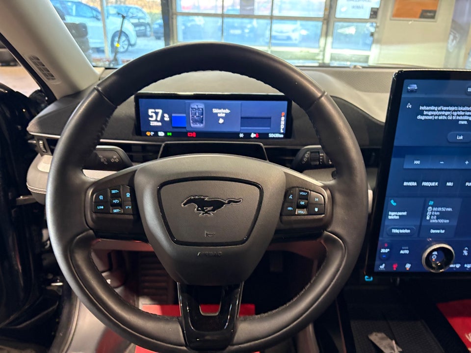 Ford Mustang Mach-E 98 Extended Range 5d