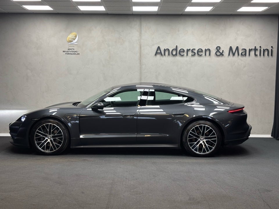 Porsche Taycan 4d
