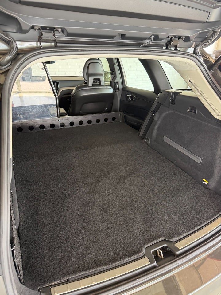 Volvo XC60 2,0 T5 250 Inscription aut. AWD Van 5d