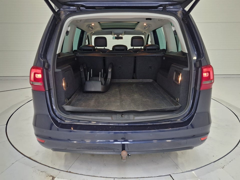 VW Sharan 2,0 TDi 140 Highline DSG BMT 7prs 5d