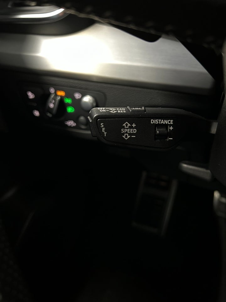 Audi Q5 40 TDi S-line quattro S-tr. 5d