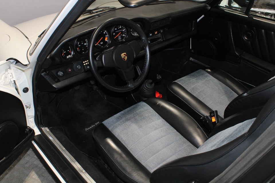 Porsche 911 3,0 S/C Targa 2d