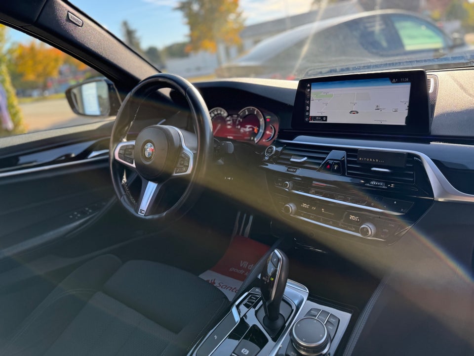 BMW 530d 3,0 M-Sport aut. 4d