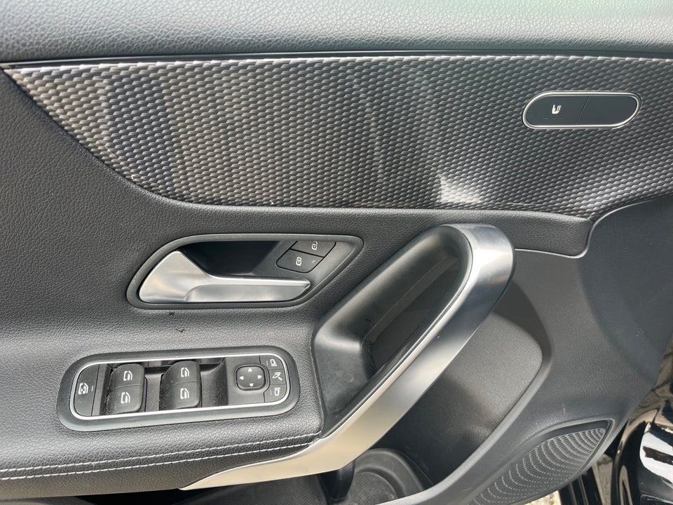 Mercedes A200 1,3 Style aut. 5d