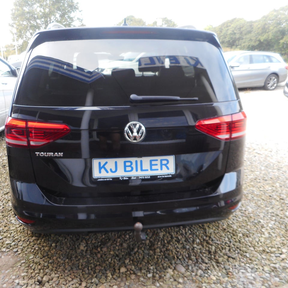 VW Touran 1,6 TDi 115 IQ.Drive DSG 7prs 5d