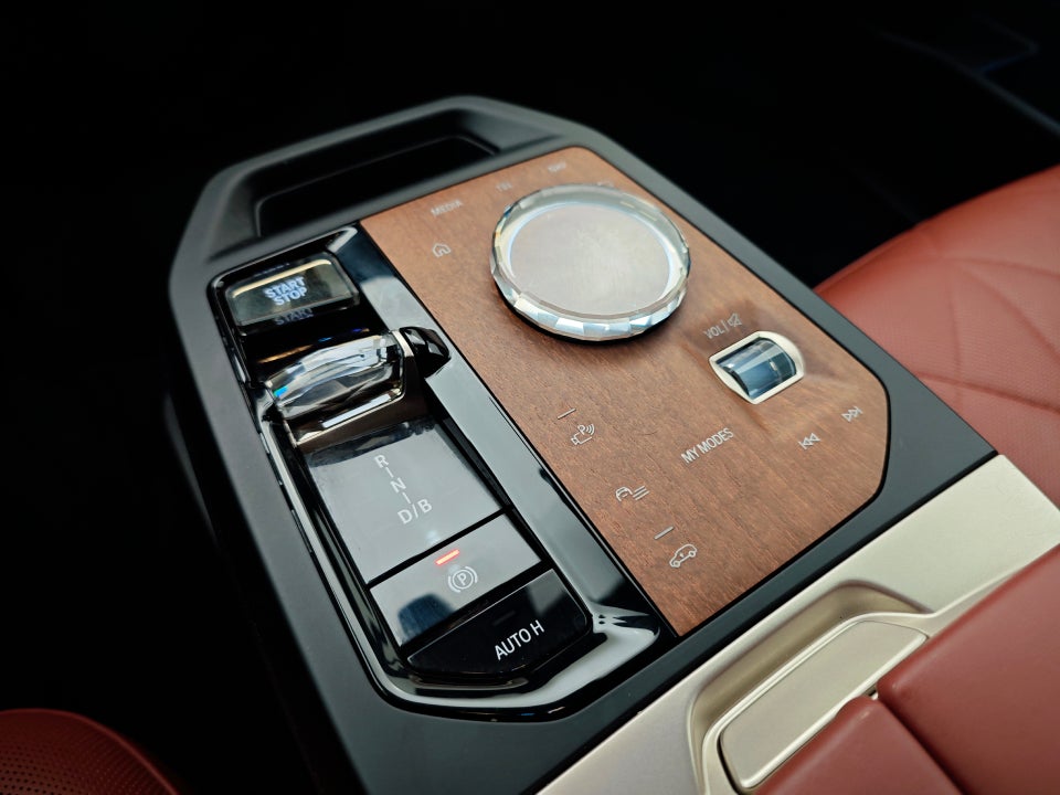 BMW iX xDrive50 5d