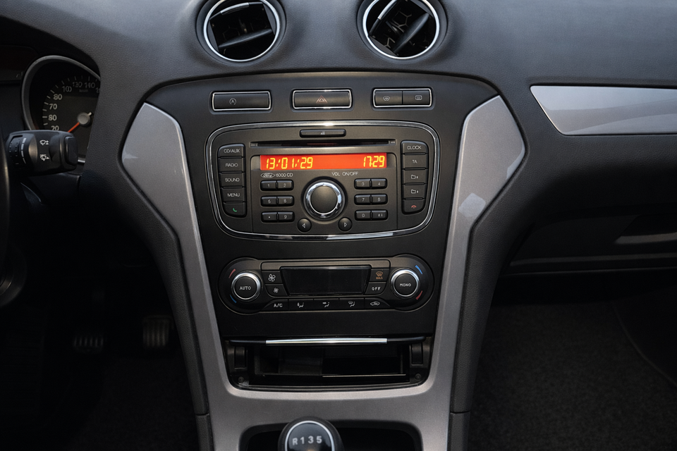 Ford Mondeo 1,6 TDCi 115 Titanium ECO 5d