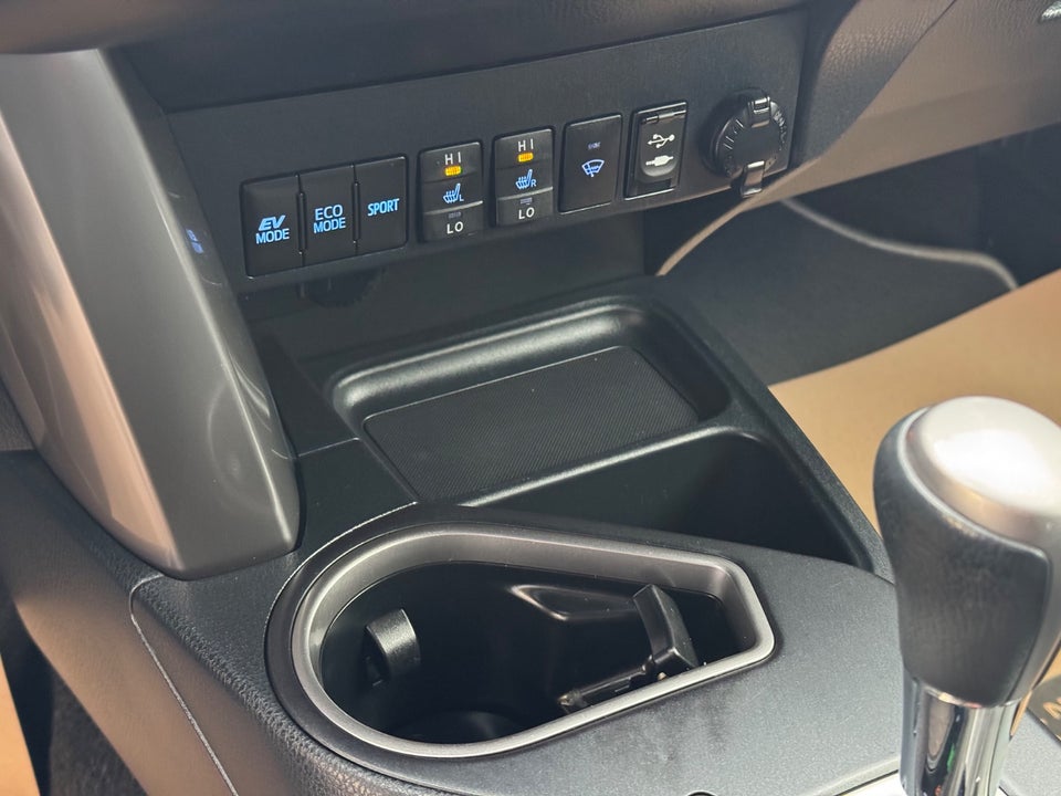 Toyota RAV4 2,5 Hybrid H3 MDS 4x4 5d