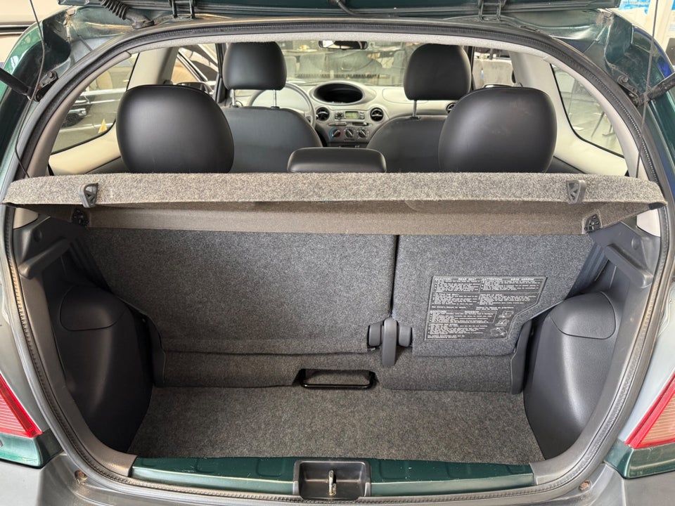 Toyota Yaris 1,0 Luna 3d