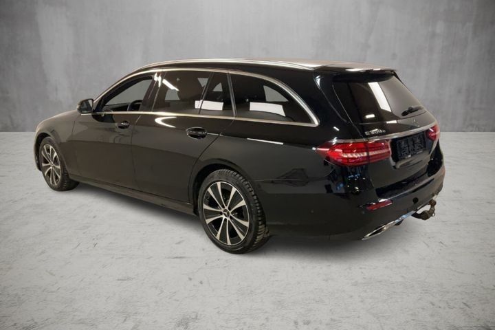 Mercedes E300 e 2,0 AMG Line stc. aut. 5d