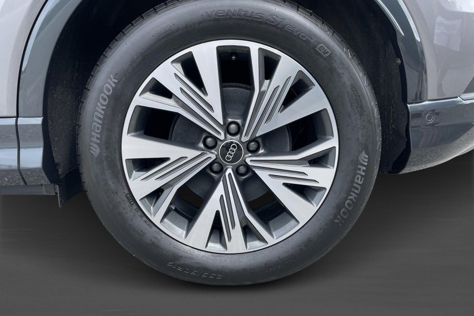 Audi Q4 e-tron 45 Progress 5d
