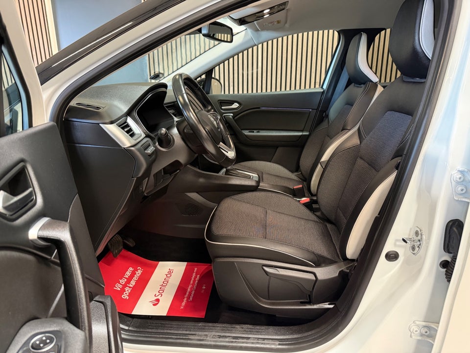 Renault Captur 1,6 E-Tech Intens 5d
