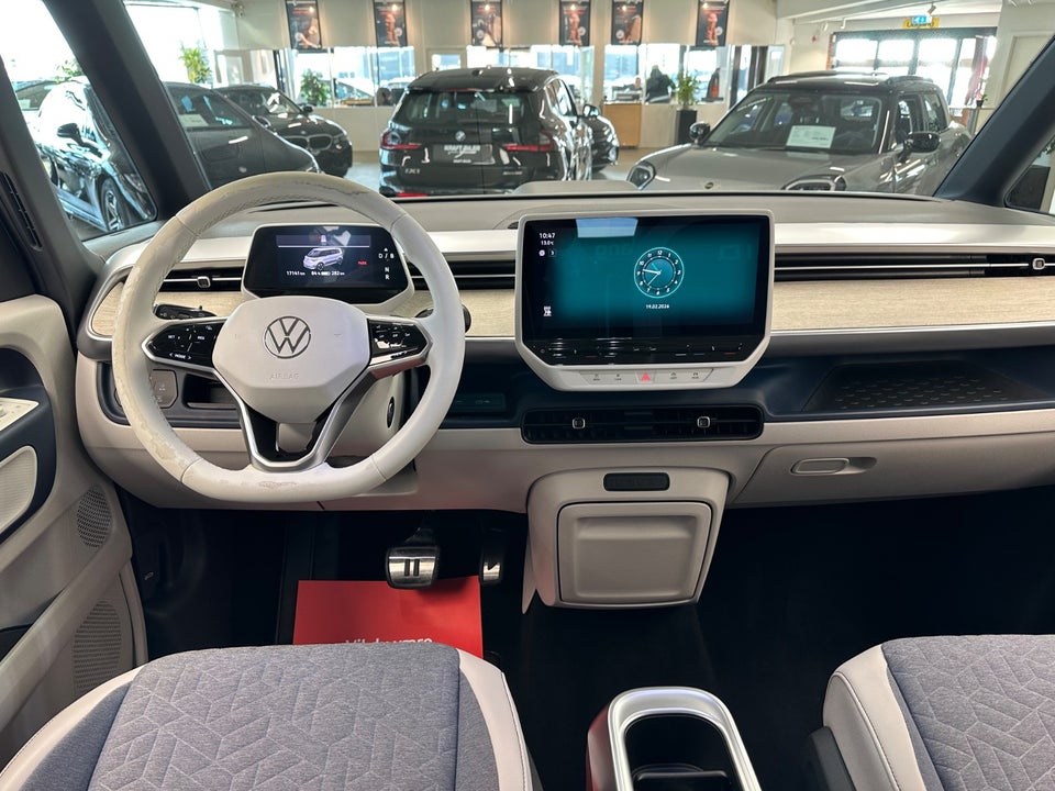 VW ID.Buzz 77 Pro SWB 5d