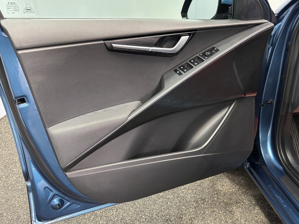 Kia Niro 1,6 PHEV Prestige+ DCT 5d