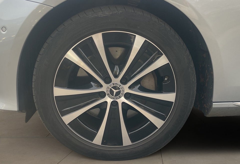 Mercedes E300 de 2,0 Exclusive aut. 4d