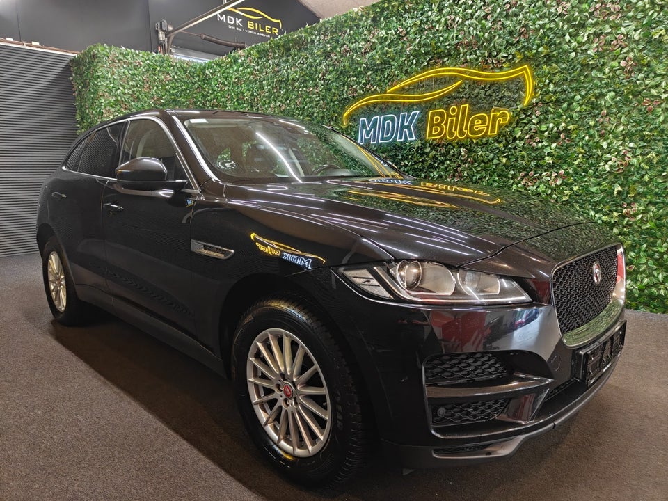 Jaguar F-Pace 2,0 D180 Drivers Edition aut. 5d