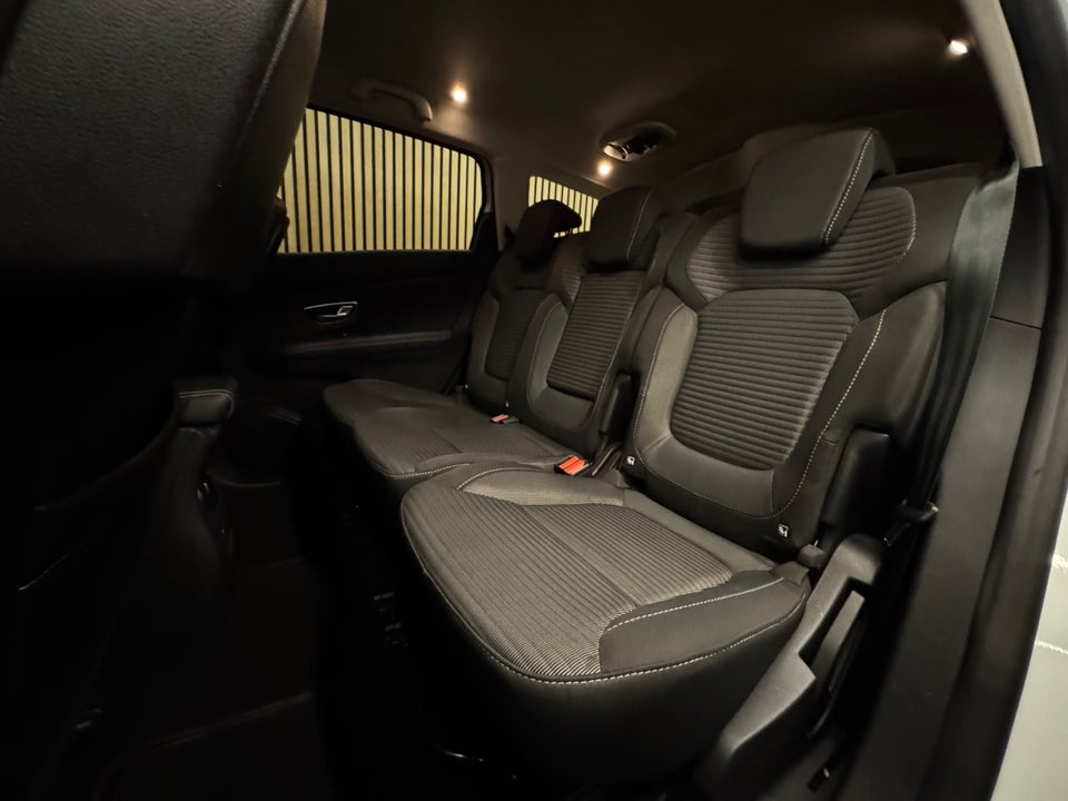 Renault Grand Scenic IV 1,2 TCe 130 Zen 7prs 5d