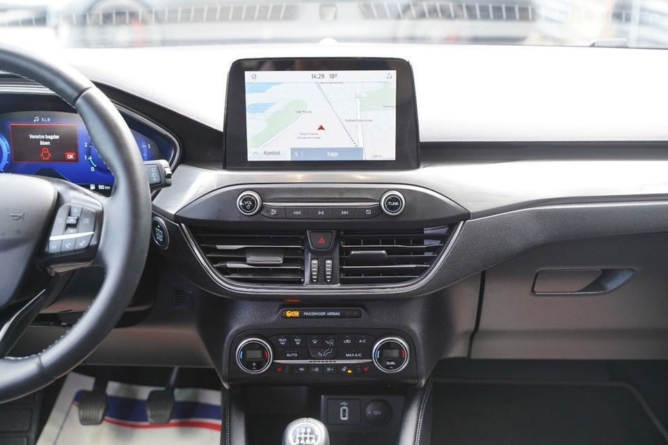 Ford Focus 1,0 EcoBoost mHEV Titanium 5d