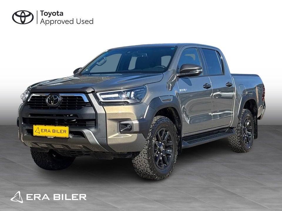 Toyota HiLux 2,8 D T4 Invincible Db.Kab aut. 4d