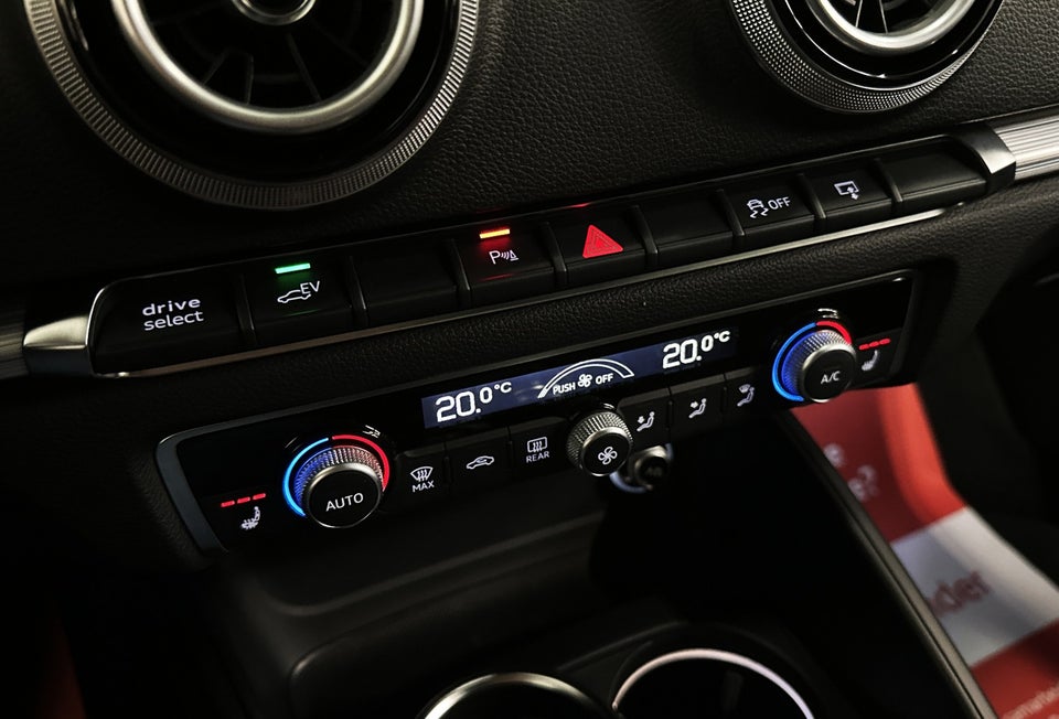 Audi A3 1,4 e-tron Sportback S-tr. 5d