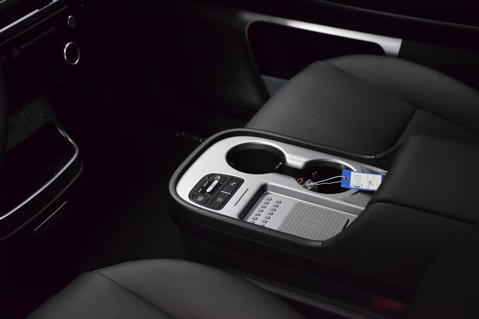 Hyundai Ioniq 9 110 Calligraphy Performance 4WD 6prs 5d