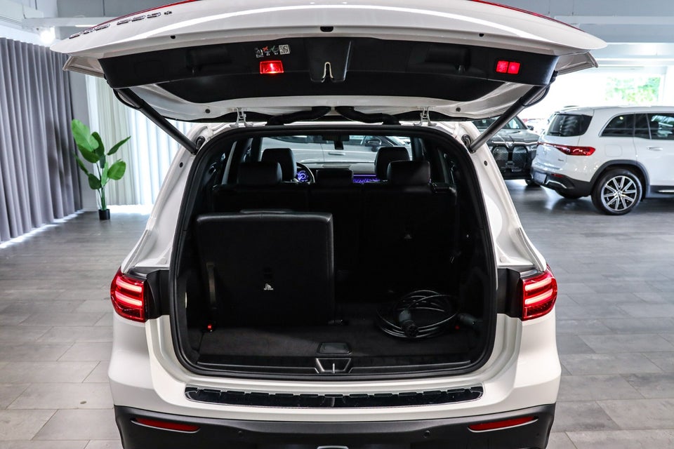 Mercedes EQB250+ AMG Line Advance Plus 7prs 5d