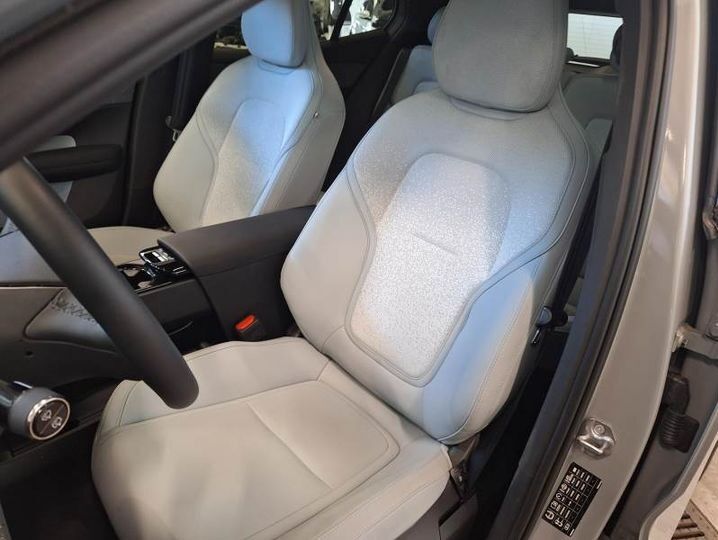 Volvo EX30 Extended Range Ultra 5d