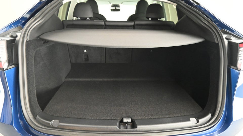 Tesla Model Y Long Range AWD 5d