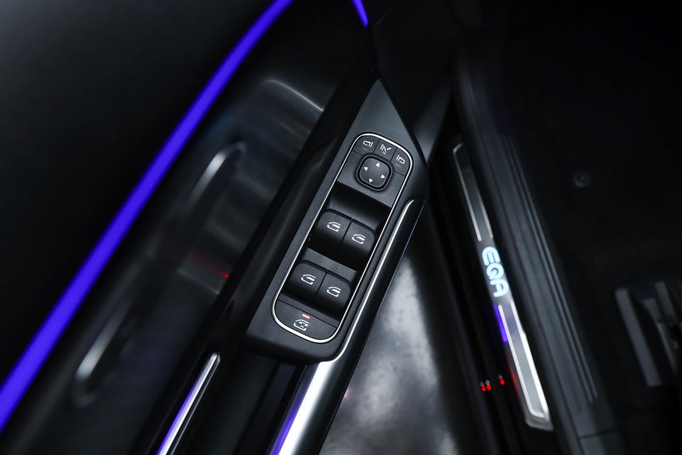 Mercedes EQA350 Progressive 4Matic 5d