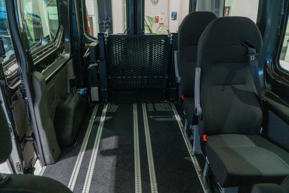 Ford Transit 350 L2 Kombi 2,0 EcoBlue Trend aut. H2 FWD