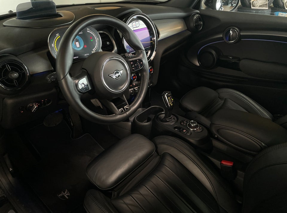 MINI Cooper SE Yours Trim 3d