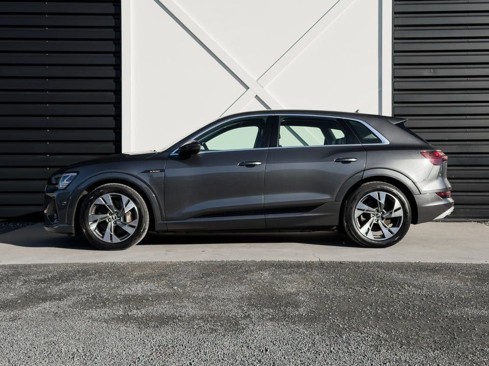 Audi e-tron 50 quattro 5d