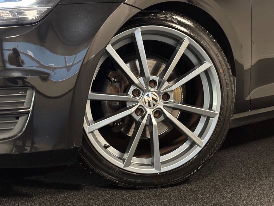 VW Golf VII 1,4 TSi 125 Comfortline Variant DSG 5d