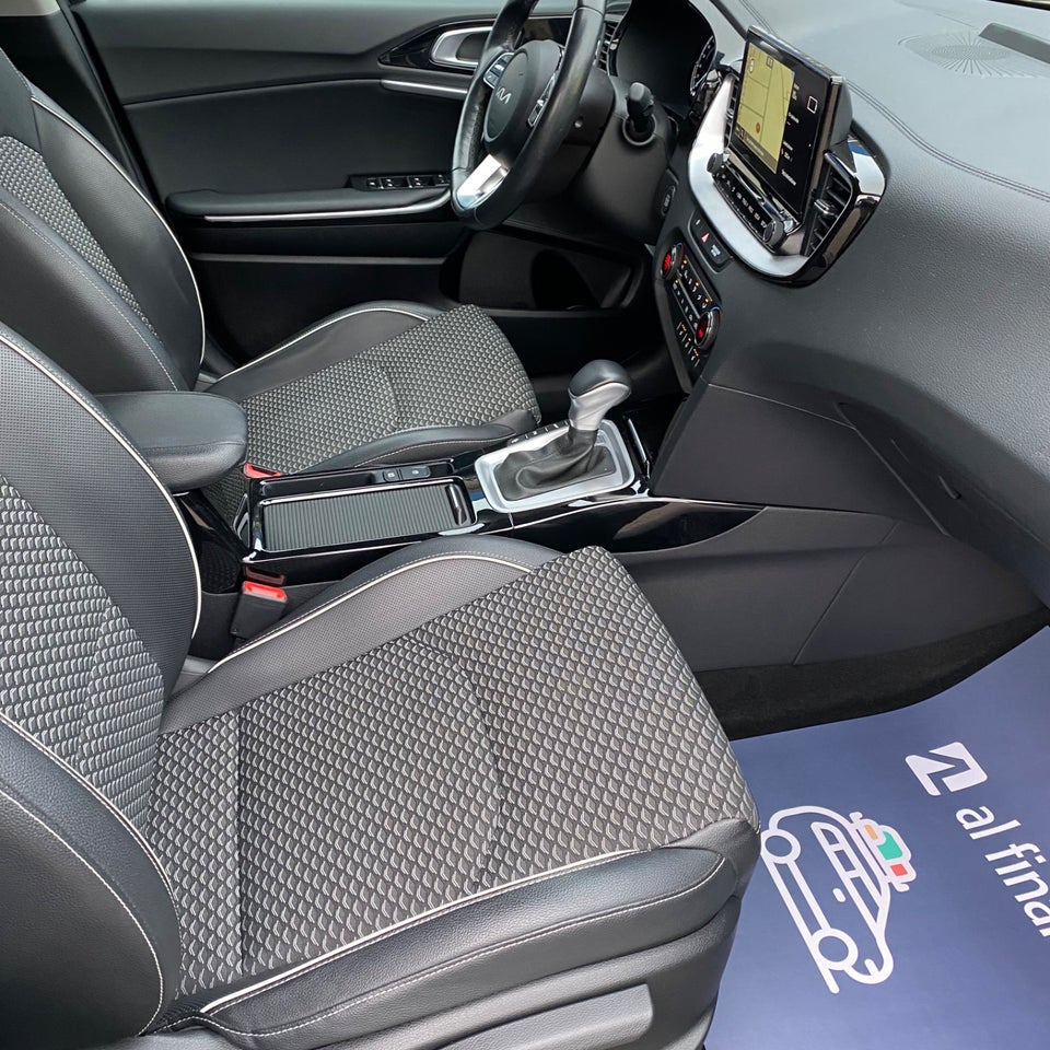 Kia XCeed 1,6 PHEV Upgrade DCT 5d