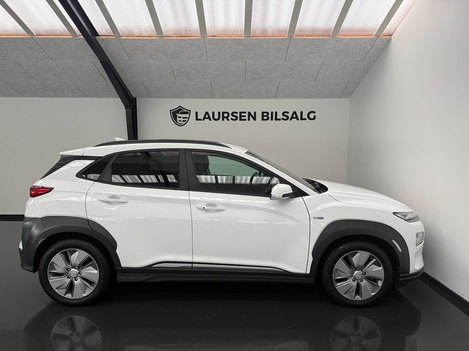 Hyundai Kona 64 EV Premium 5d
