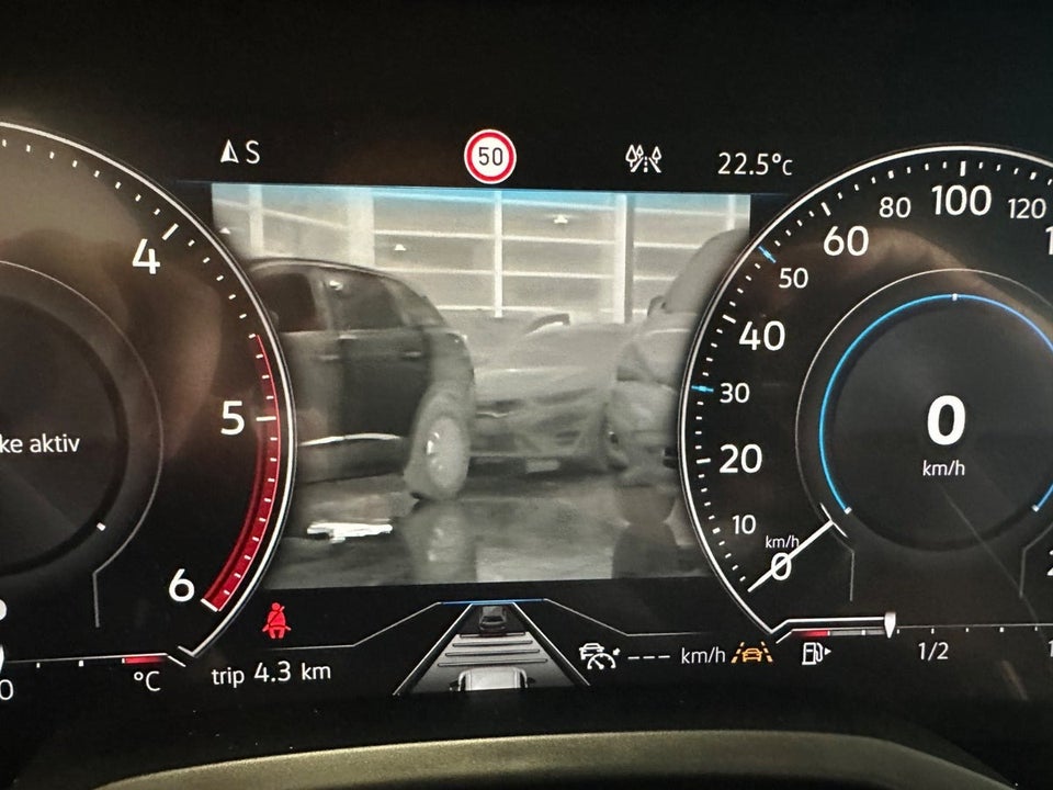 VW Touareg 3,0 TDi 286 R-line aut. 4Motion 5d