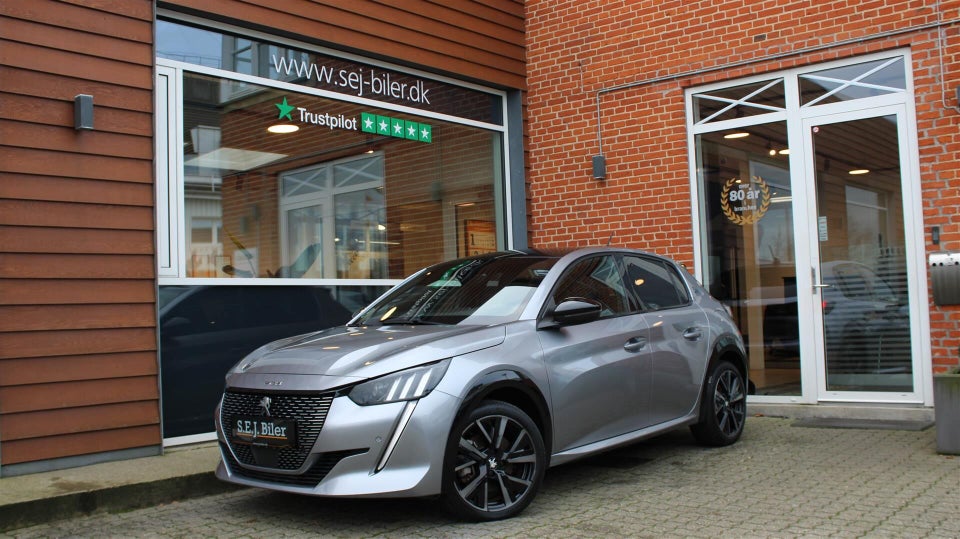 Peugeot e-208 50 GT 5d