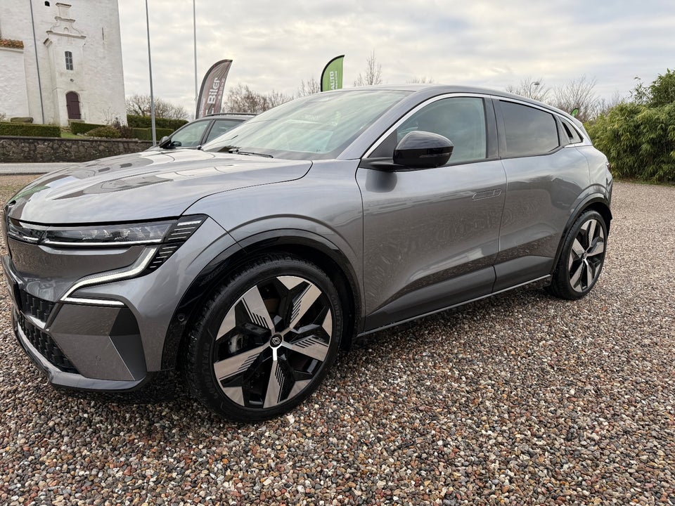 Renault Megane E-Tech 60 Techno 5d